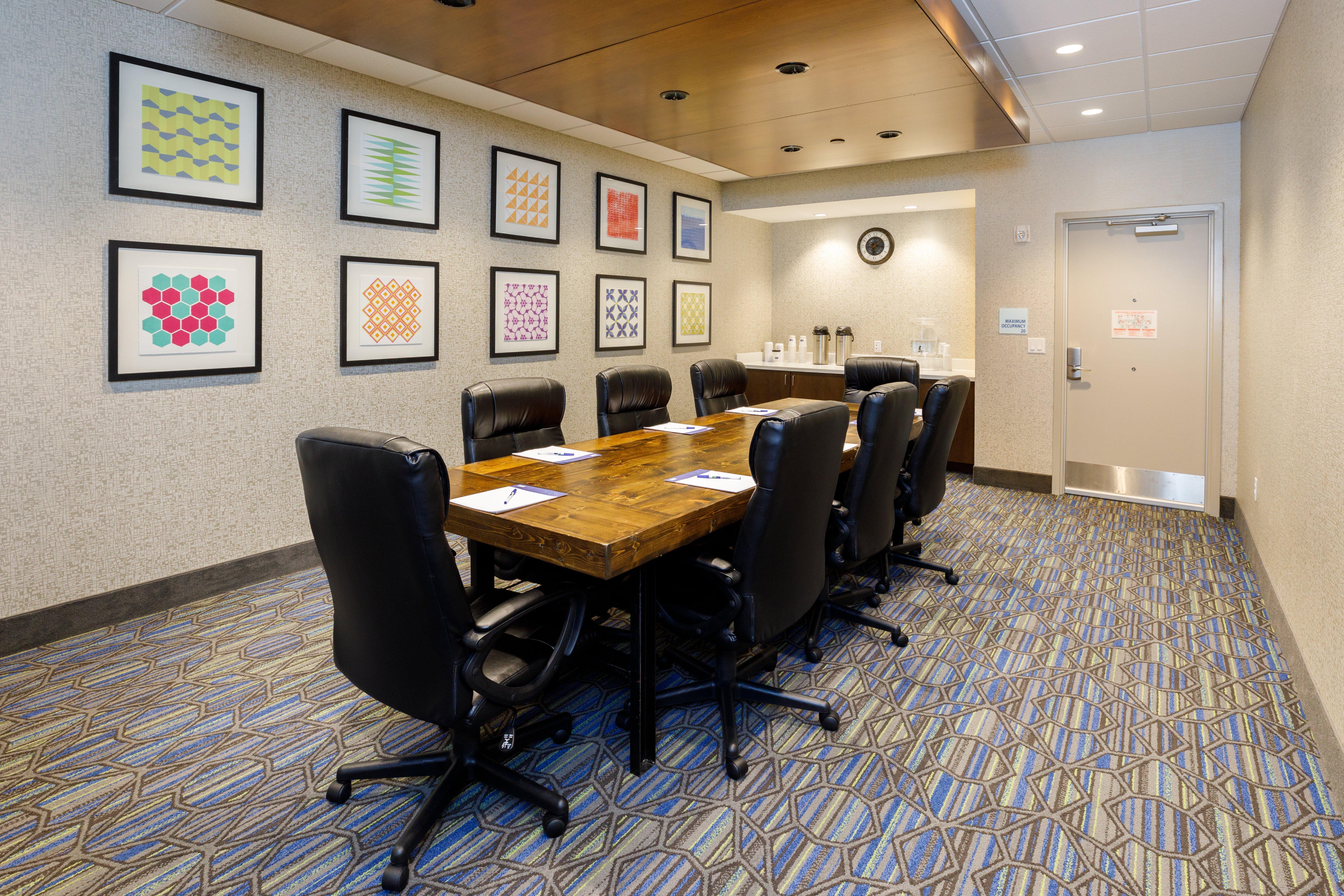 Holiday Inn Express & Suites - Sturbridge By Ihg Extérieur photo