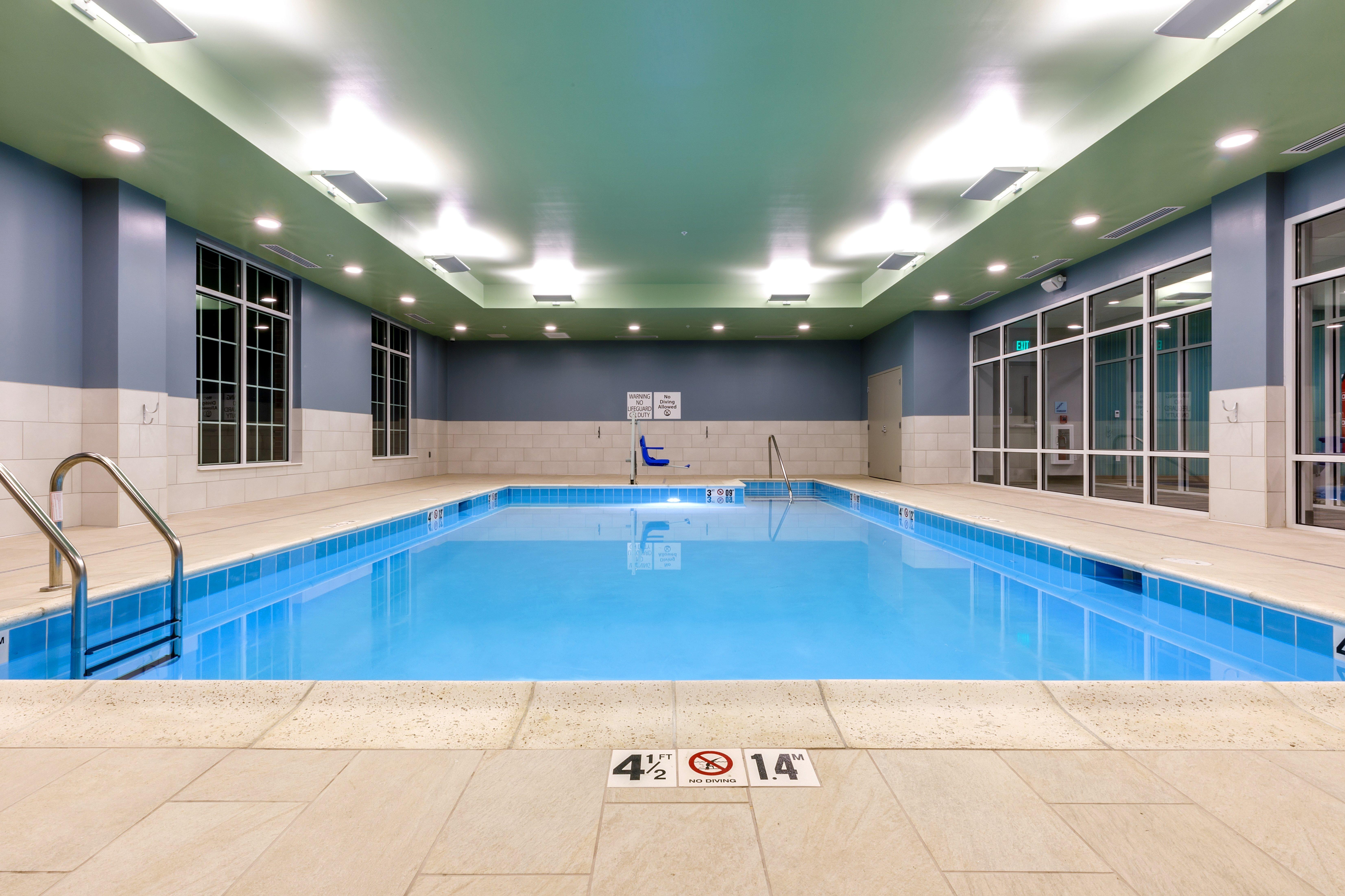 Holiday Inn Express & Suites - Sturbridge By Ihg Extérieur photo