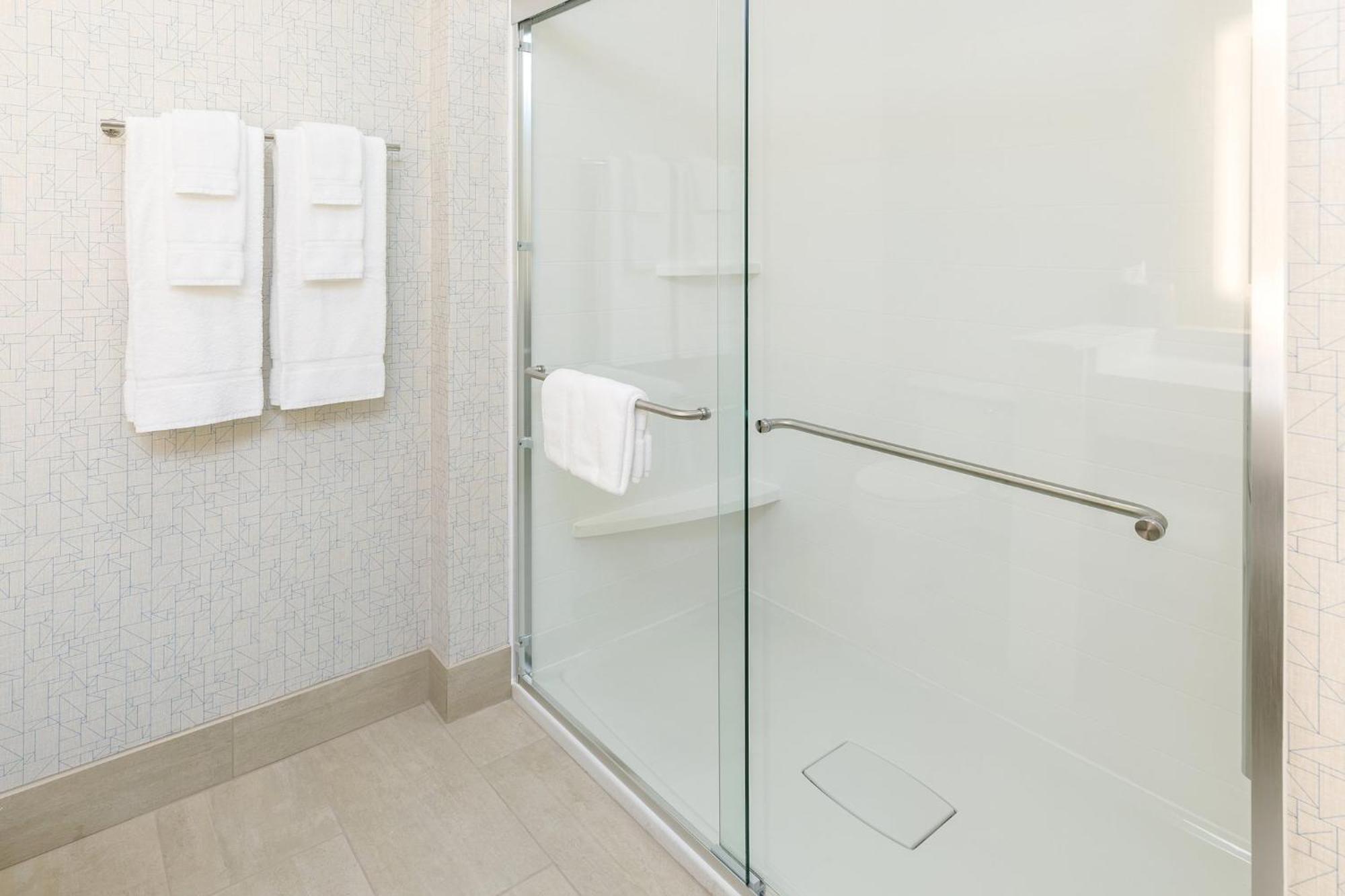 Holiday Inn Express & Suites - Sturbridge By Ihg Extérieur photo